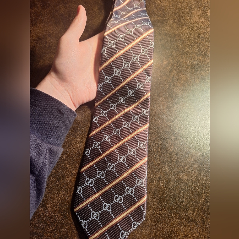 Gucci vintage tie